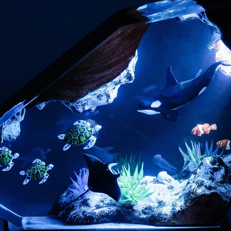 シャチのいる海底 レジンテーブルランプ